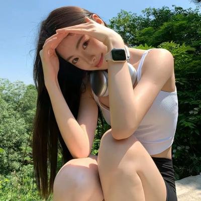 黑珍珠艾曼妞